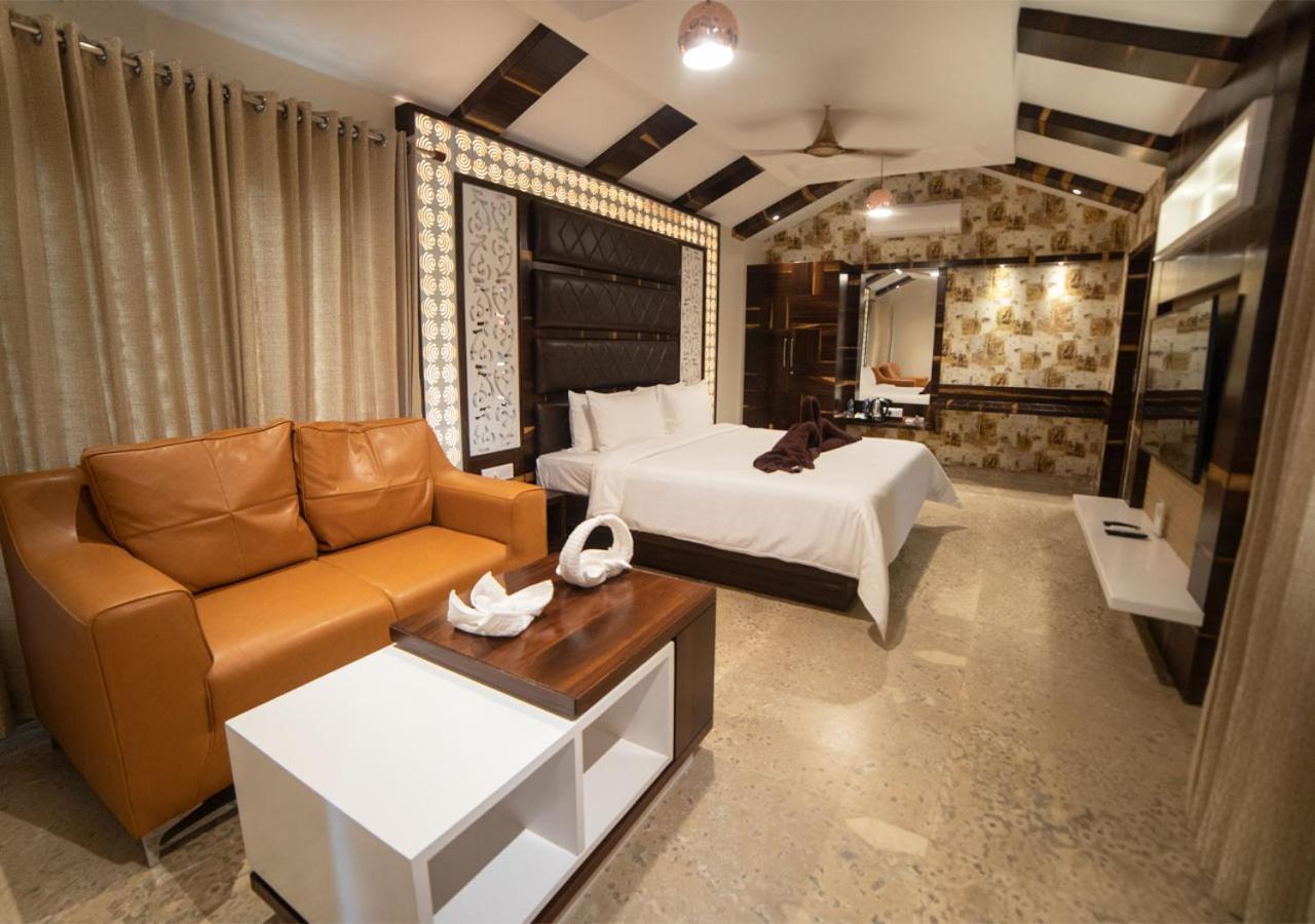 เอสอาร์ จังเกิล รีสอร์ต Hotel โคอิมบาทอร์ ภายนอก รูปภาพ