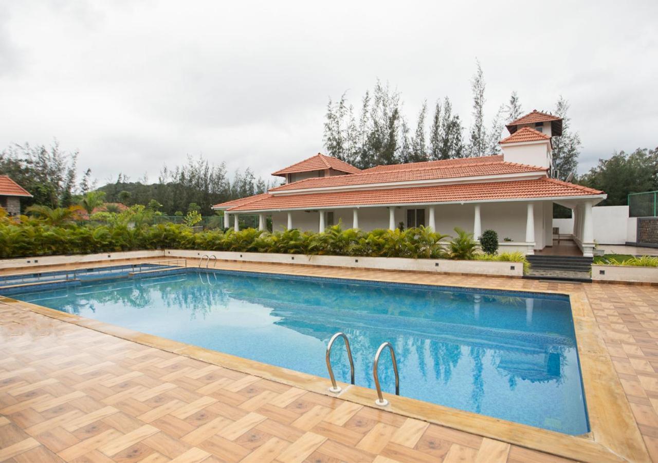 เอสอาร์ จังเกิล รีสอร์ต Hotel โคอิมบาทอร์ ภายนอก รูปภาพ
