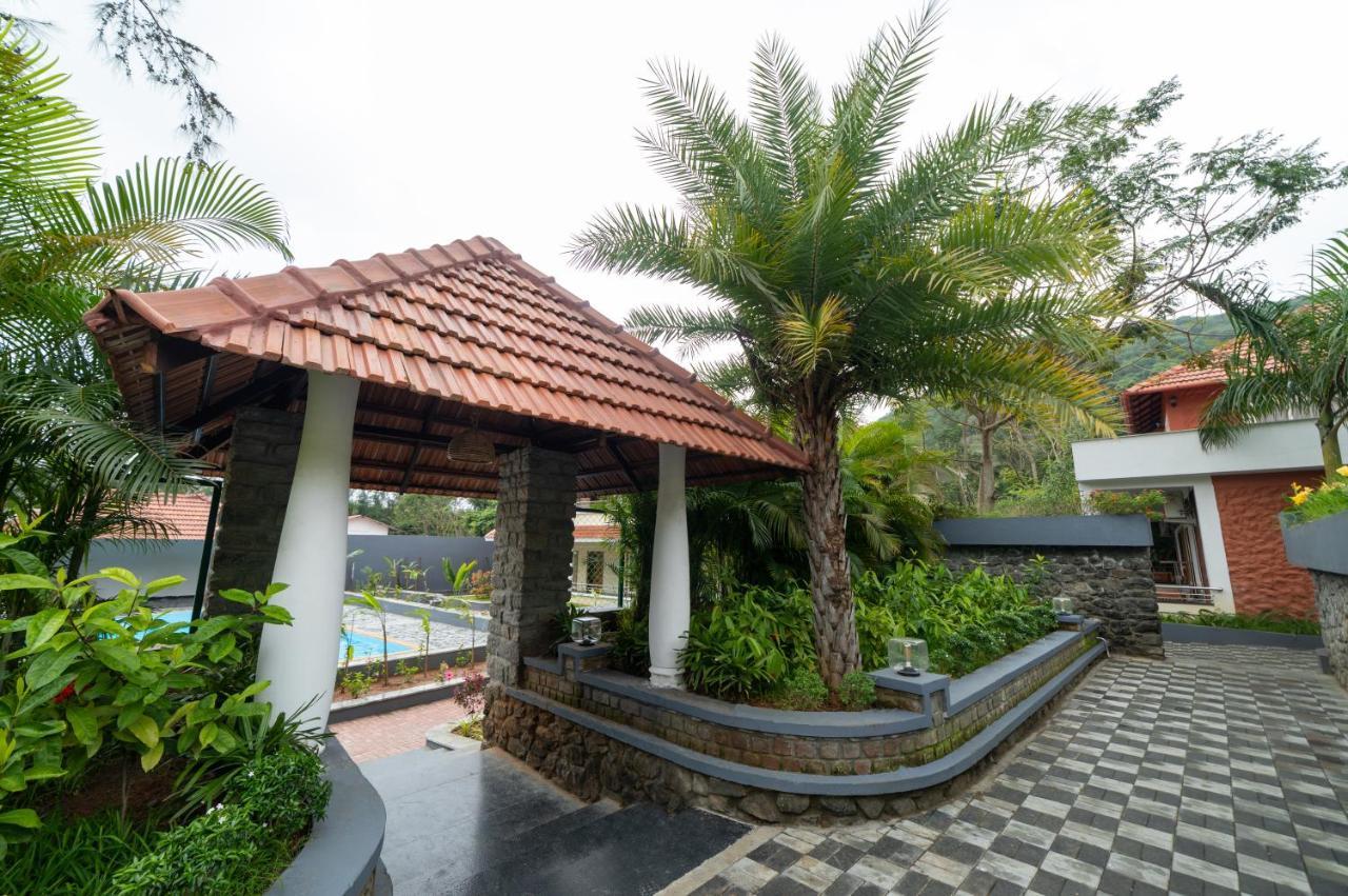 เอสอาร์ จังเกิล รีสอร์ต Hotel โคอิมบาทอร์ ภายนอก รูปภาพ