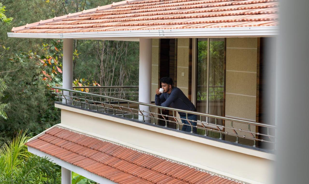 เอสอาร์ จังเกิล รีสอร์ต Hotel โคอิมบาทอร์ ภายนอก รูปภาพ