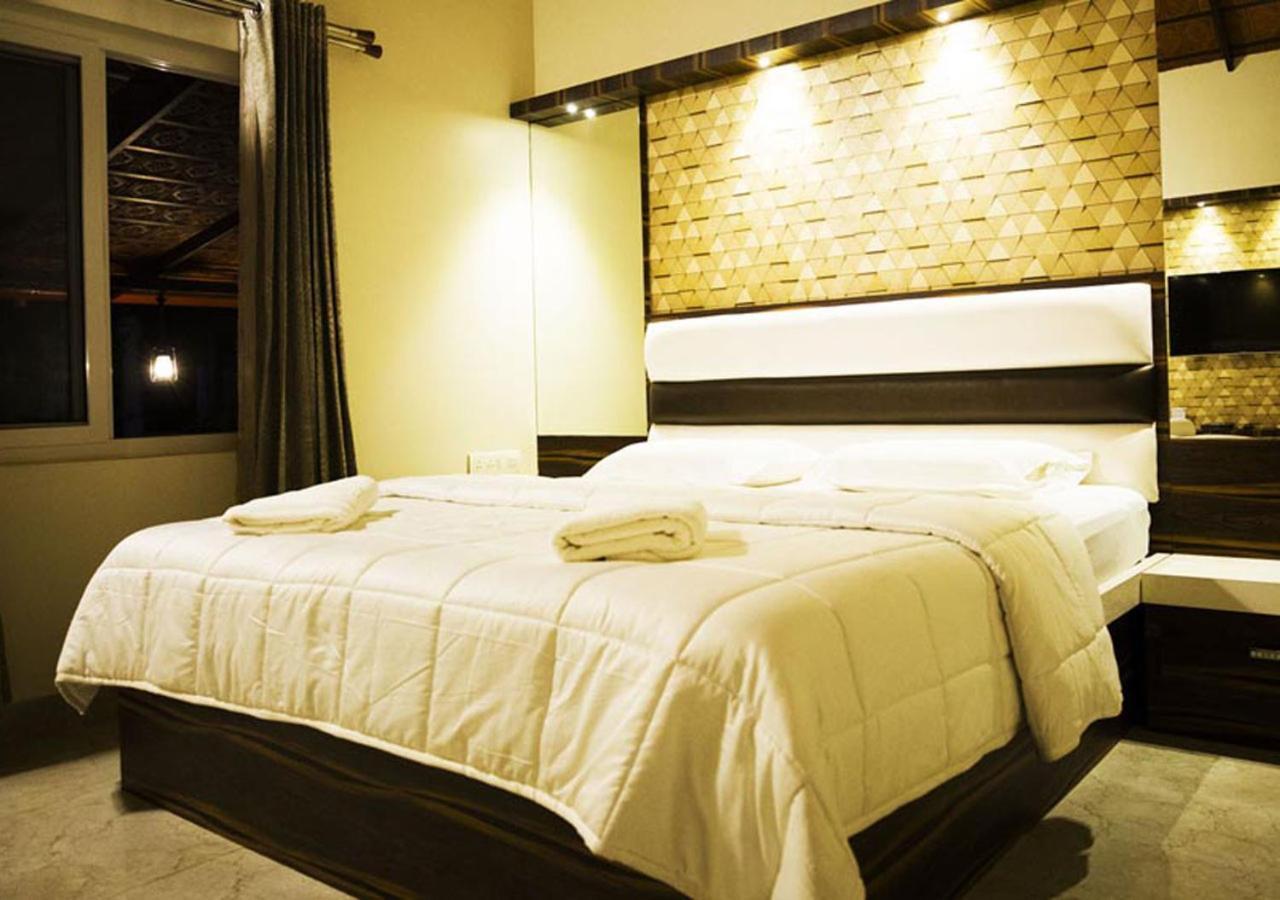 เอสอาร์ จังเกิล รีสอร์ต Hotel โคอิมบาทอร์ ภายนอก รูปภาพ