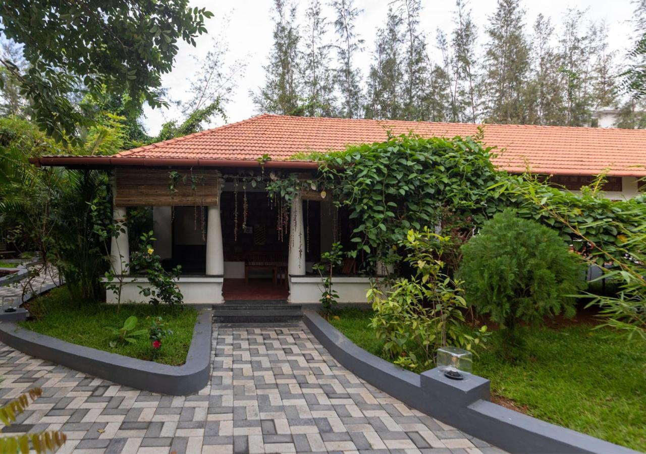 เอสอาร์ จังเกิล รีสอร์ต Hotel โคอิมบาทอร์ ภายนอก รูปภาพ