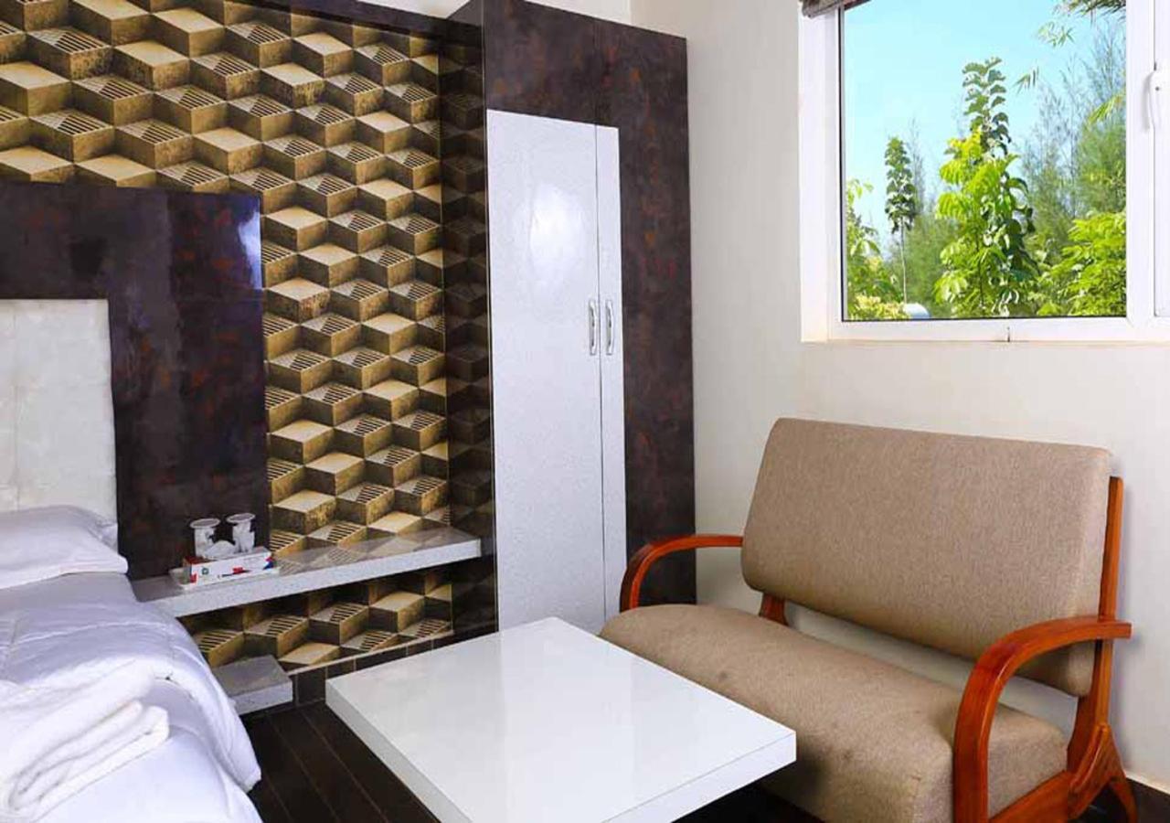 เอสอาร์ จังเกิล รีสอร์ต Hotel โคอิมบาทอร์ ภายนอก รูปภาพ