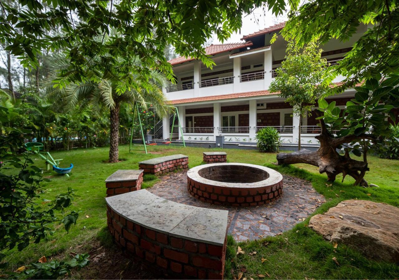 เอสอาร์ จังเกิล รีสอร์ต Hotel โคอิมบาทอร์ ภายนอก รูปภาพ