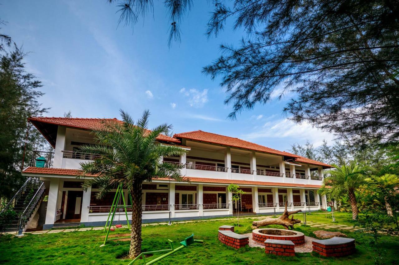 เอสอาร์ จังเกิล รีสอร์ต Hotel โคอิมบาทอร์ ภายนอก รูปภาพ